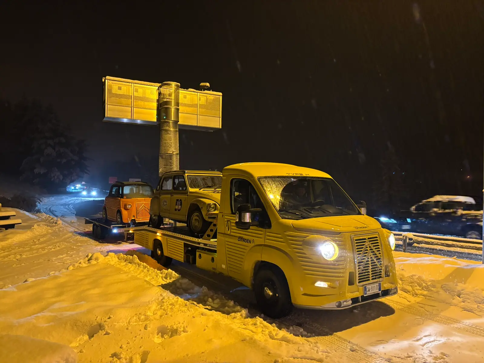 Anche di notte, anche sulla neve